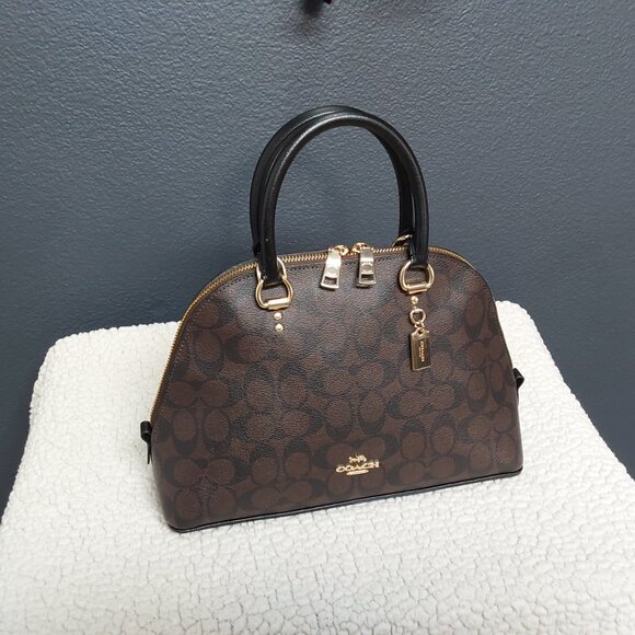 Coach Bag - Picture 2 of 5